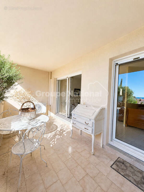Appartement à CARRY-LE-ROUET