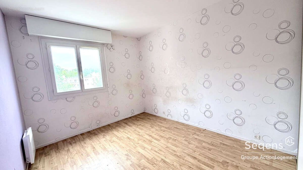 Appartement Noisiel 4 pièces avec grand Balcon et veranda - photo 7