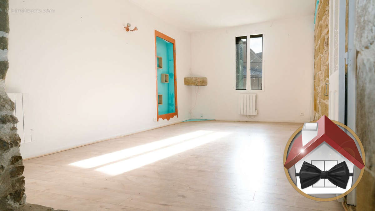 Appartement à MONTAREN-ET-SAINT-MEDIERS