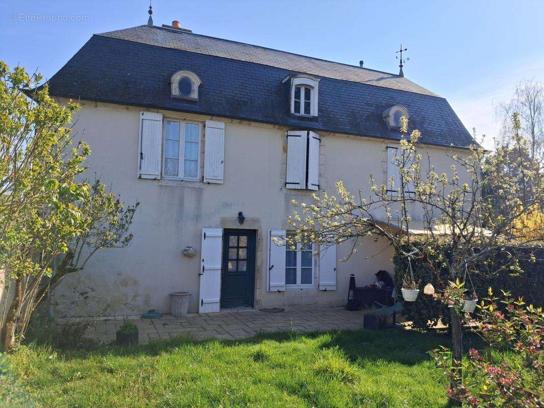 Maison à LA CHARITE-SUR-LOIRE