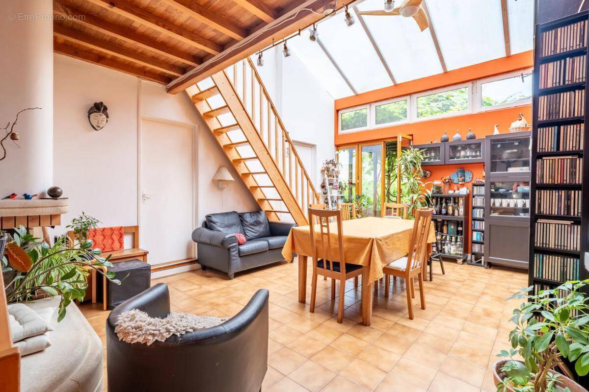 Maison à MONTREUIL