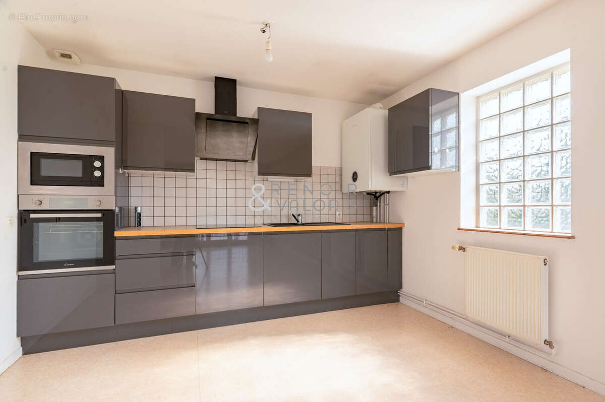Appartement 114 m² à Neuves-Maisons  - photo 6