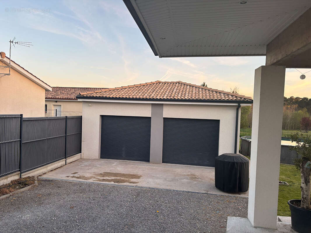 Maison à SAINT-SEURIN-SUR-L'ISLE