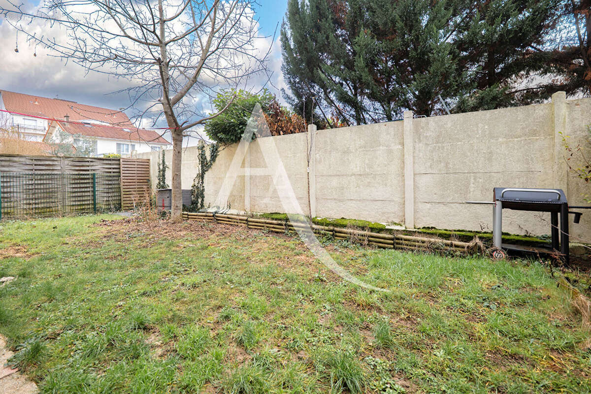 Appartement à LIMEIL-BREVANNES