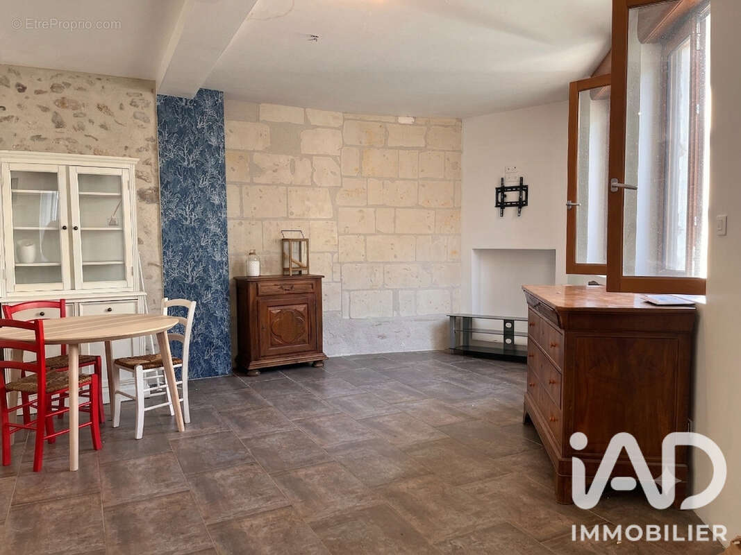 Maison 72 m² à Jarze  - photo 3