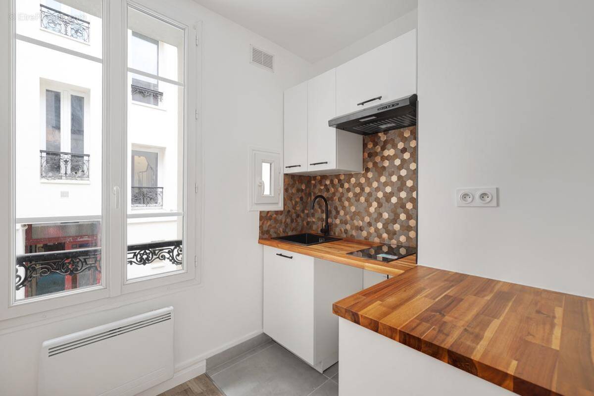 Appartement à PARIS-20E