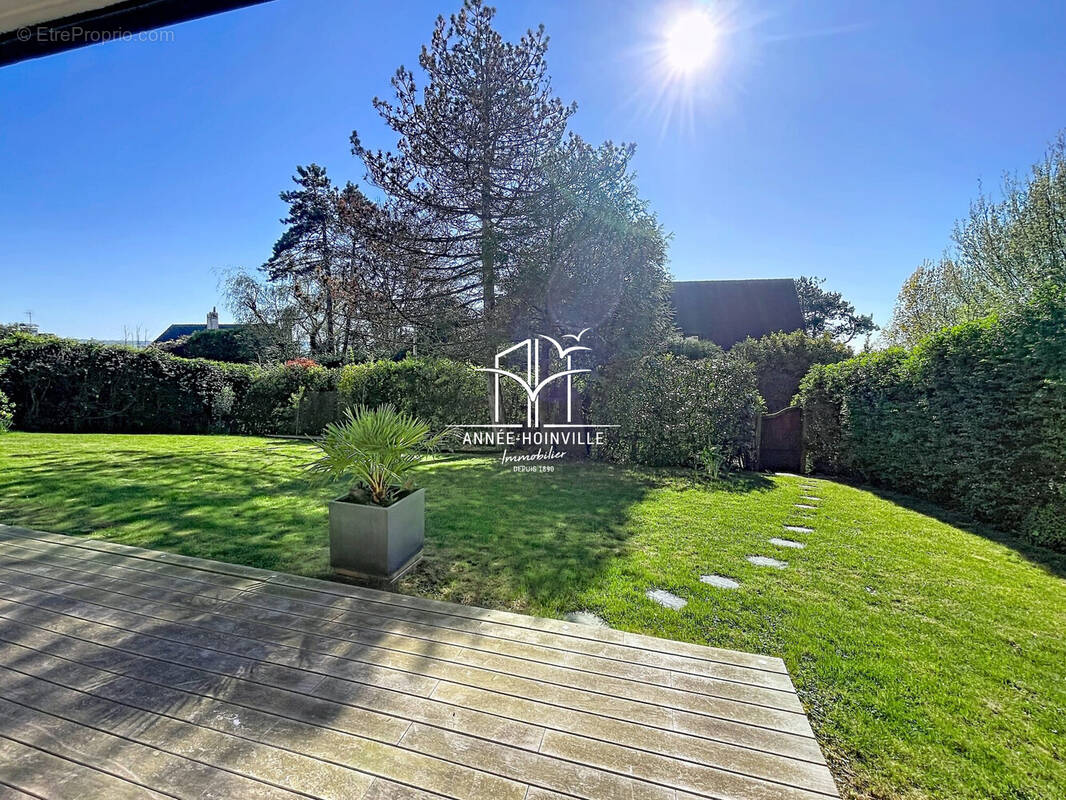 Appartement à BLONVILLE-SUR-MER