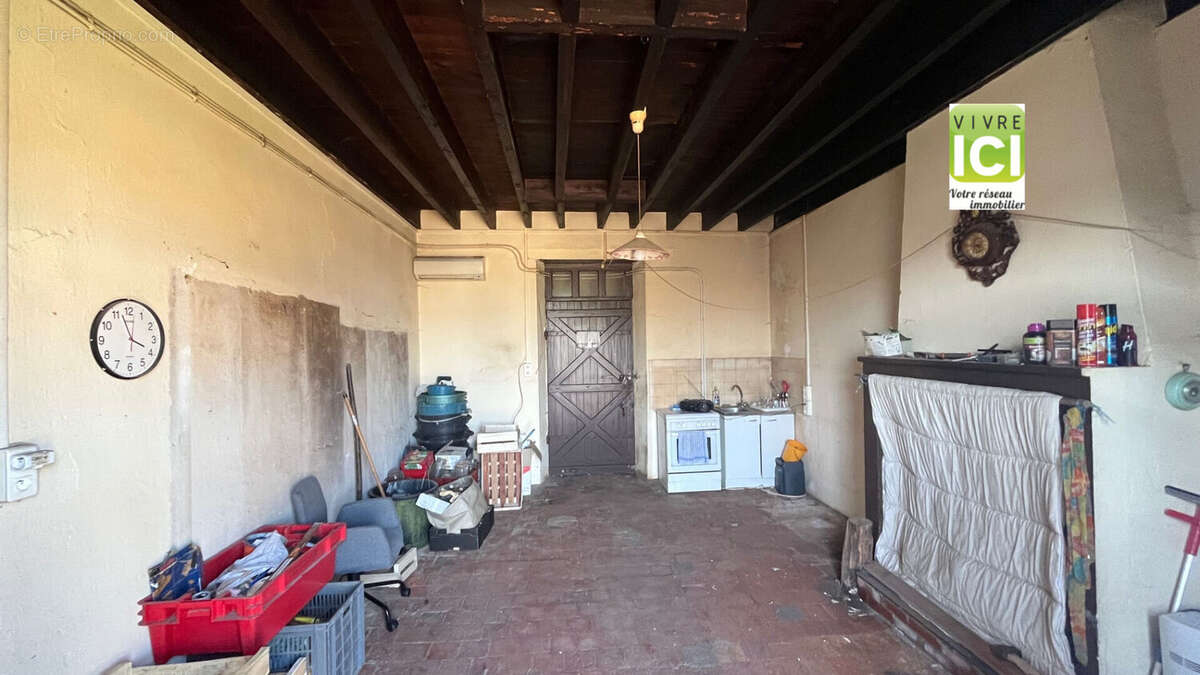 Maison à LA CHAPELLE-BASSE-MER