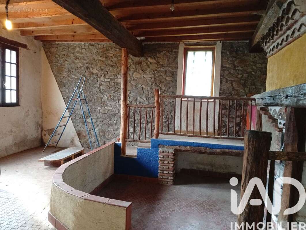 Maison 108 m² à Brassac  - photo 6