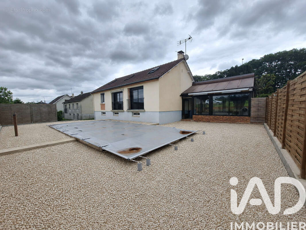 Photo 3 - Maison à VOUZIERS
