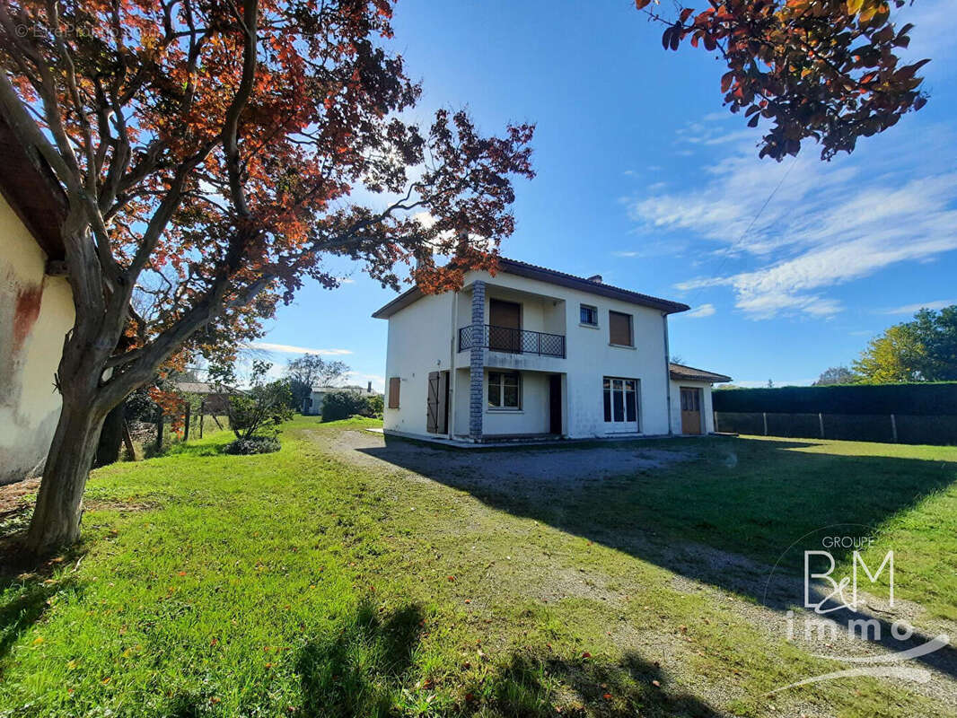Maison à SAINT-JEAN-DE-MARSACQ