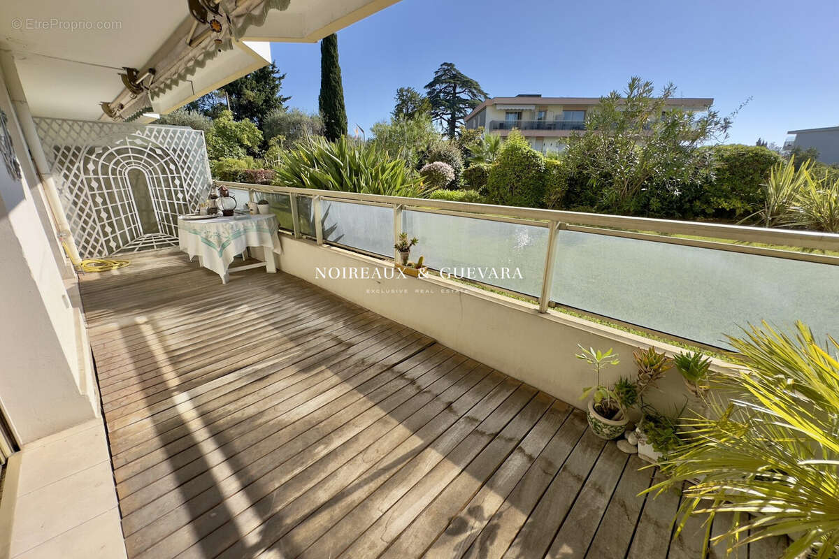 Appartement à CANNES
