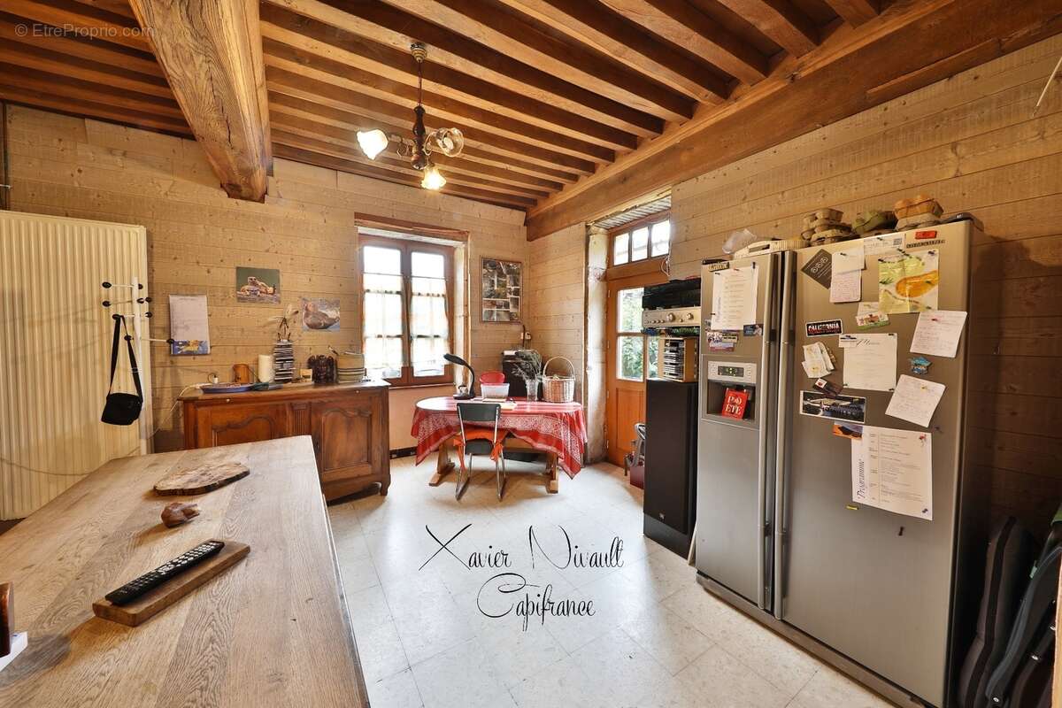 Maison à vendre 6 pièces proche de SAINT TRIVIER DE COURTES (01) - photo 5