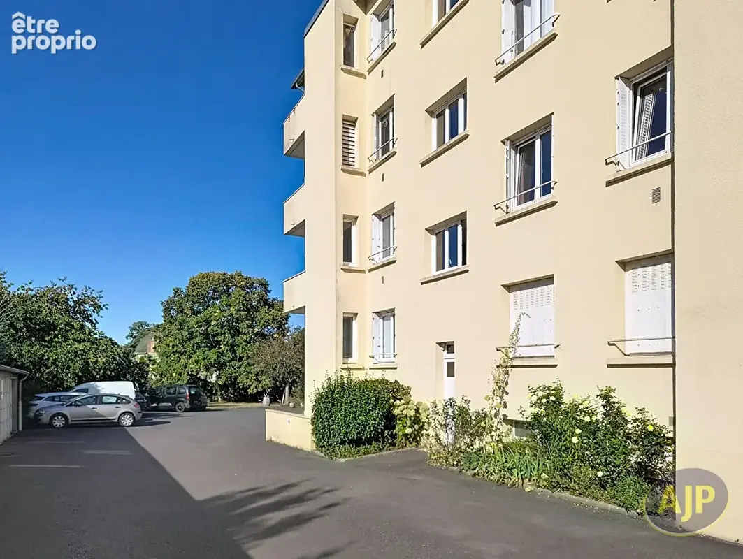Appartement T3 de 73 m² avec extérieur et garage - Rennes Jeanne d'Arc - photo 8