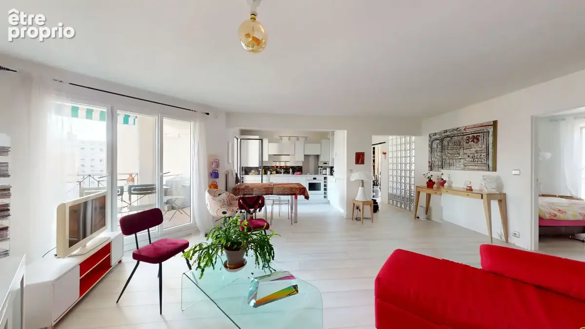 Appartement 5 pièces 101 m² à vendre à Besancon (25000) - photo 2