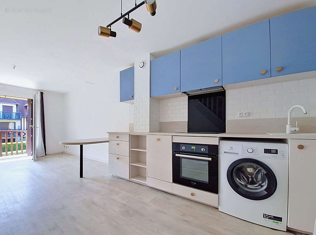 Cabourg - 3 pièce(s) - 50 m² Carrez - 57m² au sol - photo 3