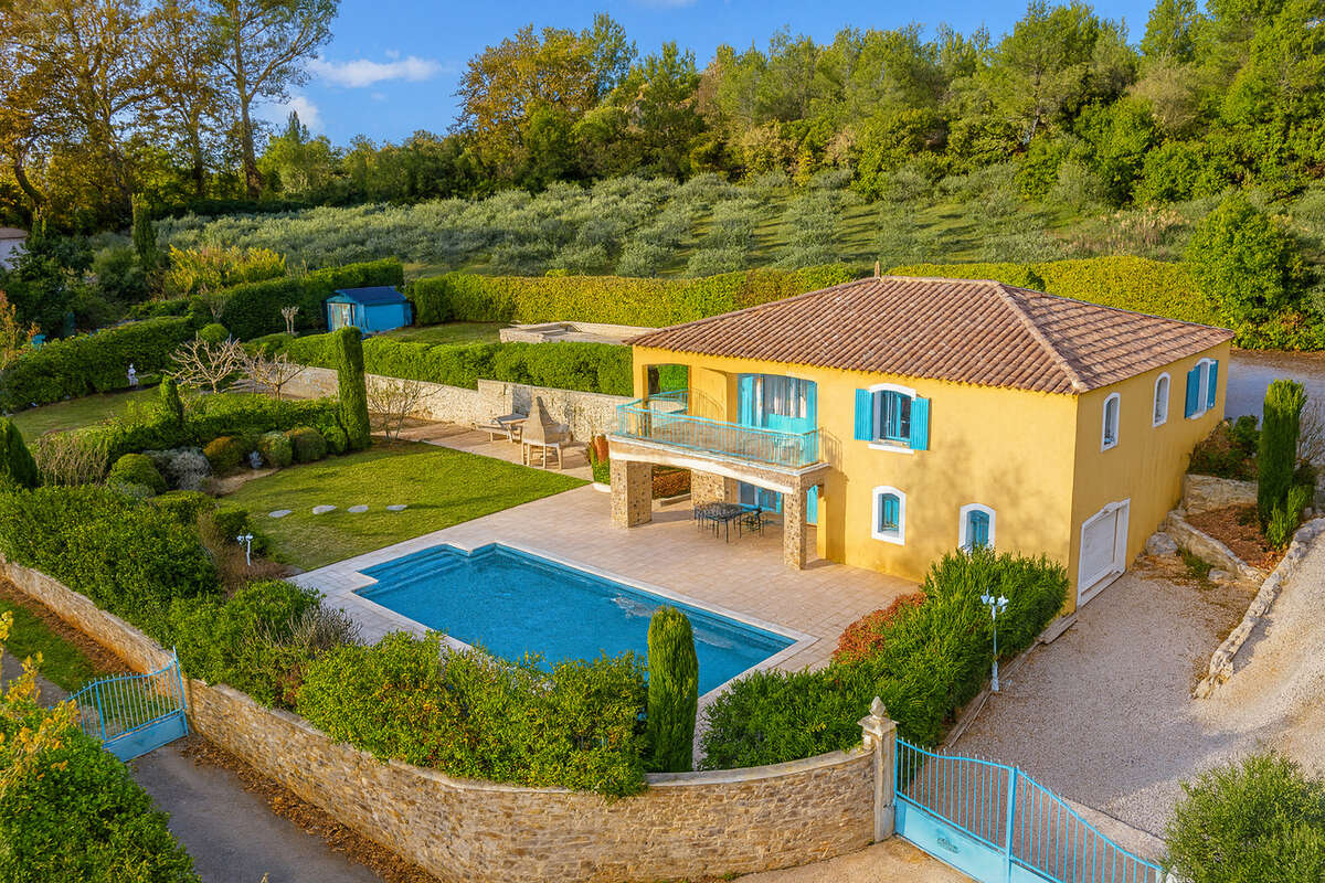 Maison à BESSE-SUR-ISSOLE