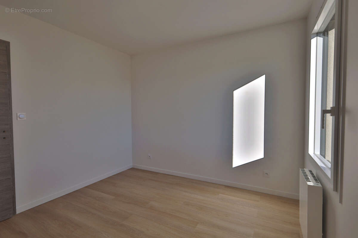 Appartement à PONT-EVEQUE