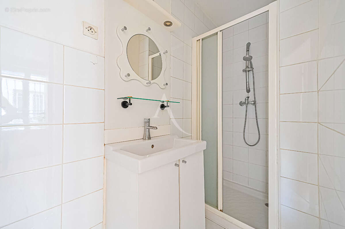 Appartement à PARIS-7E