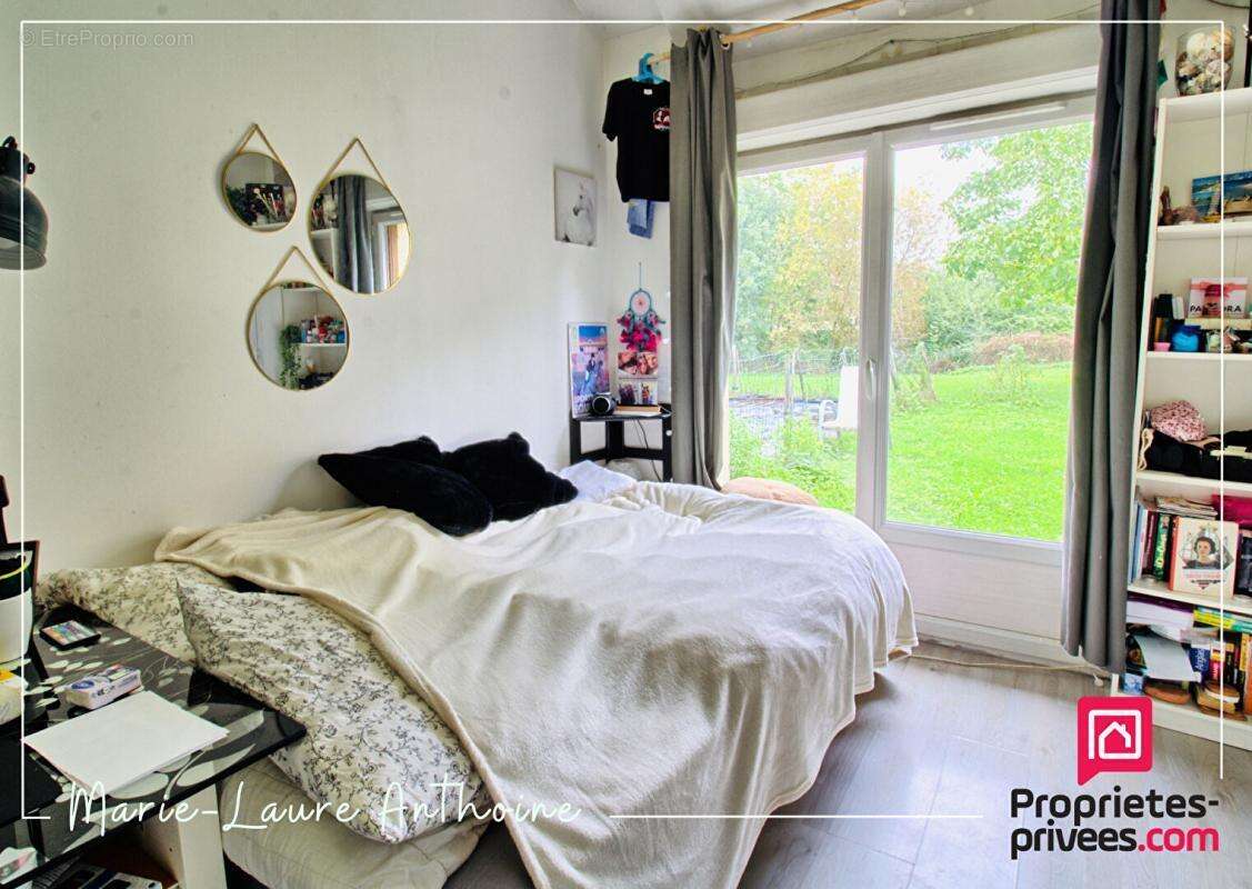 Maison à PIERRE-DE-BRESSE