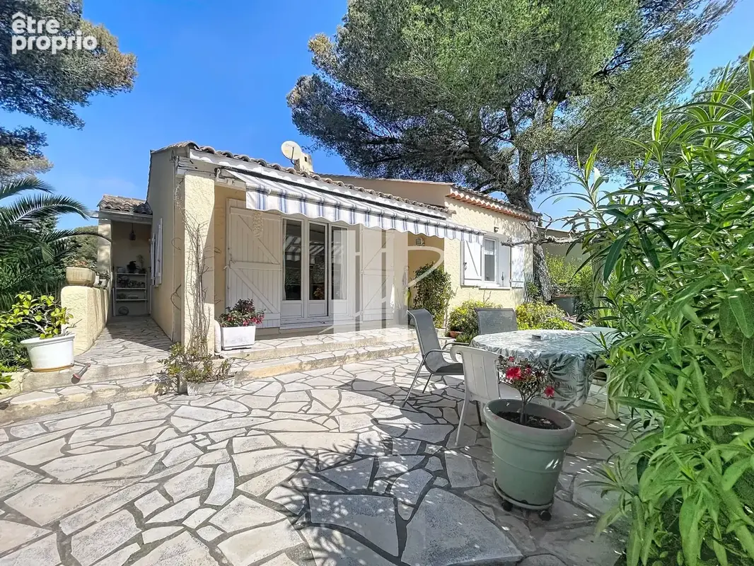 Saint-raphaël   au cœur d’un domaine recherché, villa 130 m2 avec jardin, grand garage et fort potentiel - photo 8