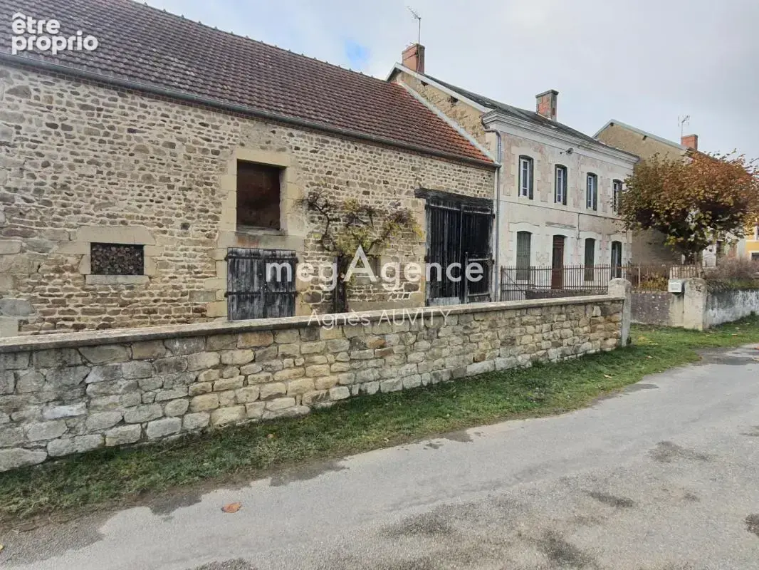 Maison de caractère avec grange et écurie attenante - photo 2