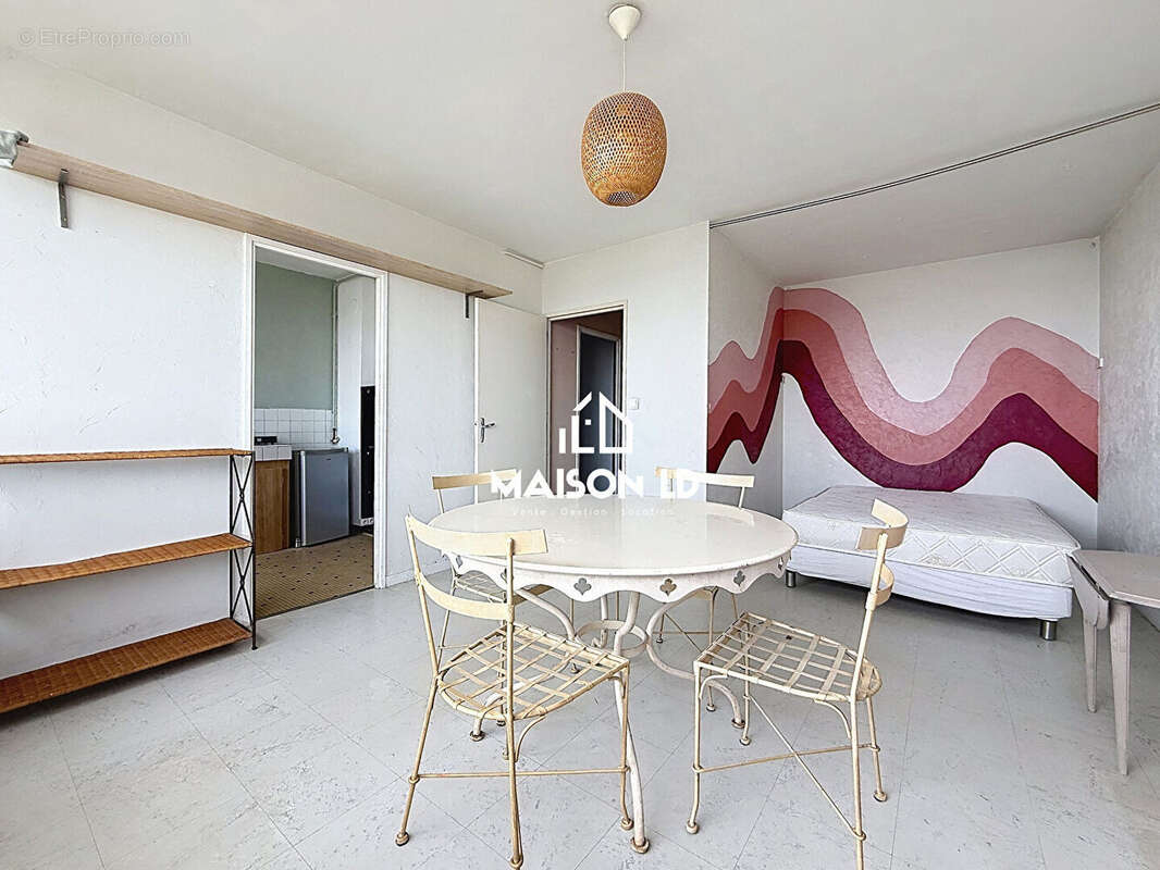 Appartement Herouville Saint Clair 1 pièce(s) 31 m2 - photo 2