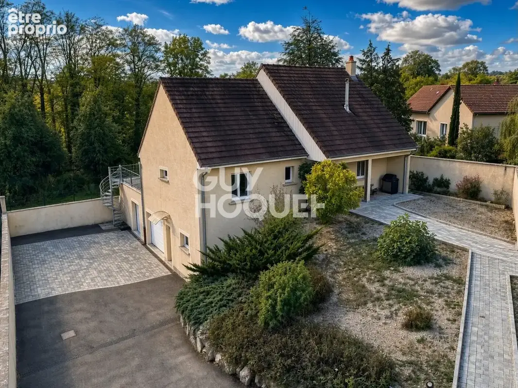 Photo Maison à Marcilly-Sur-Tille au prix de 369 000€