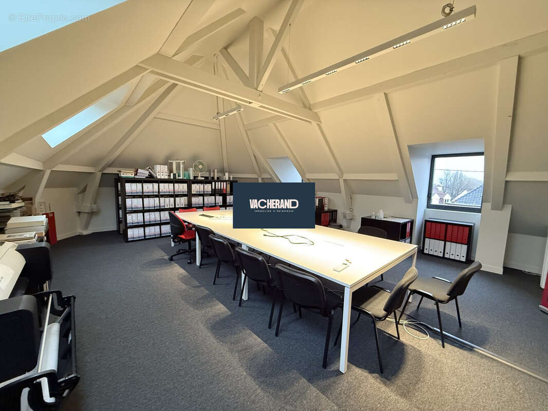 Commerce à VILLENEUVE-D&#039;ASCQ