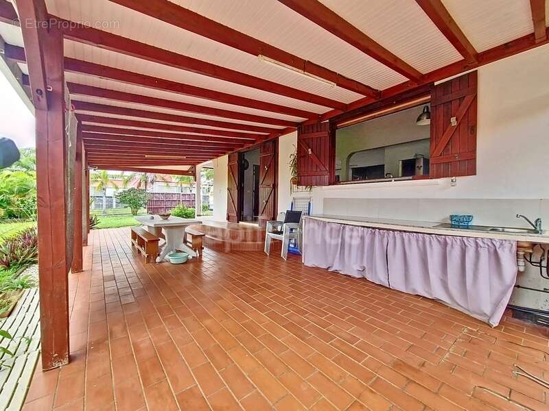 Maison à CAPESTERRE-BELLE-EAU