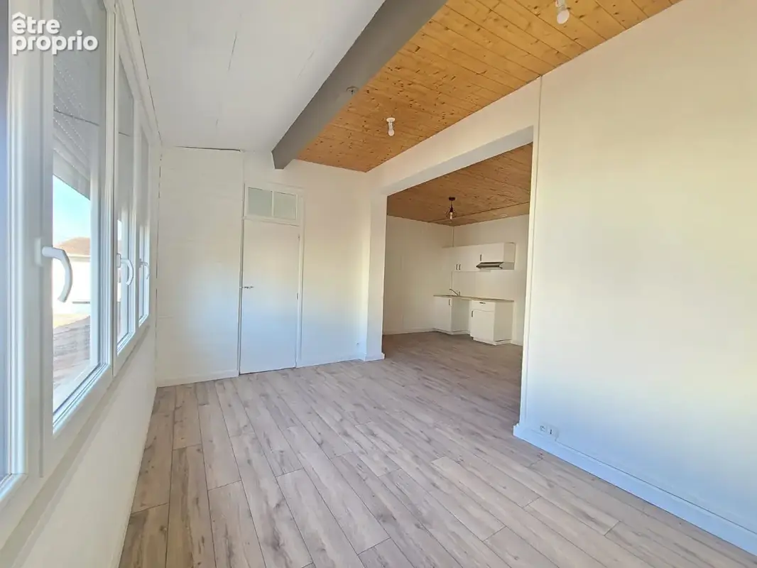 A vendre Talence Arrêt de Tram "Saint Genès" T3 duplex de 95m² - photo 8
