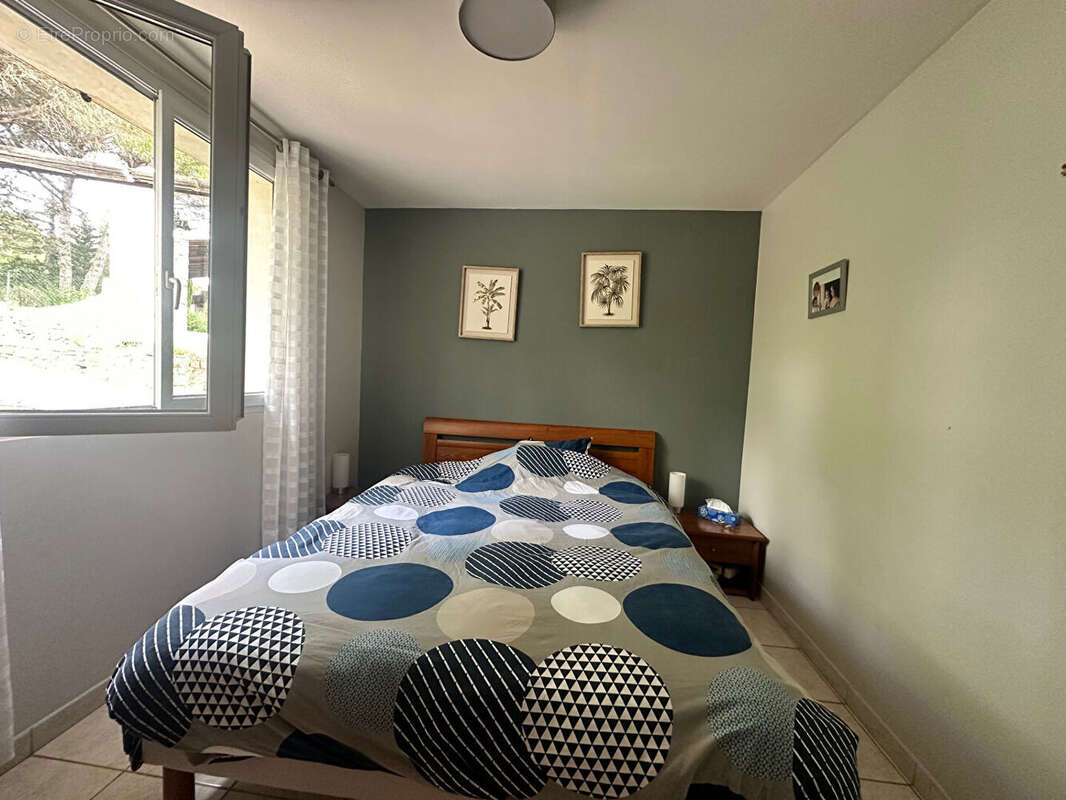 Maison à ROQUEBRUNE-SUR-ARGENS