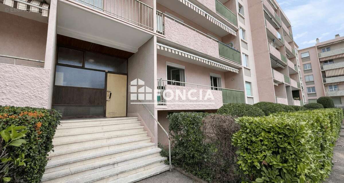 Appartement à NIMES