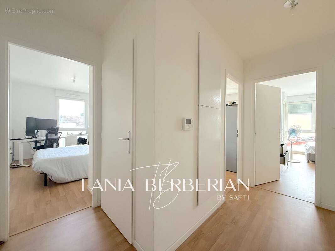 Photo 7 - Appartement à NANTERRE