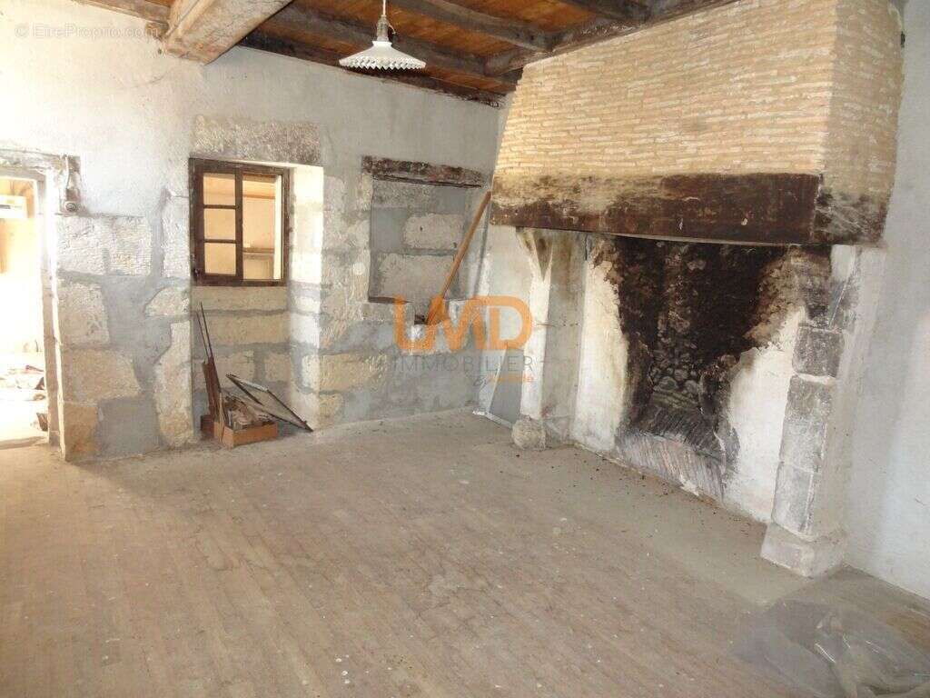 Maison à DOUZILLAC