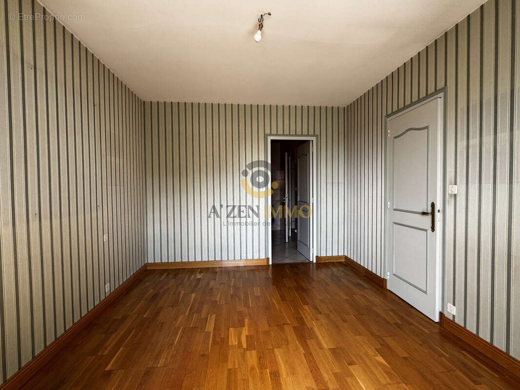 Maison 156 m² à Secondigny  - photo 9