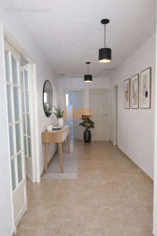Maison à LA CALMETTE