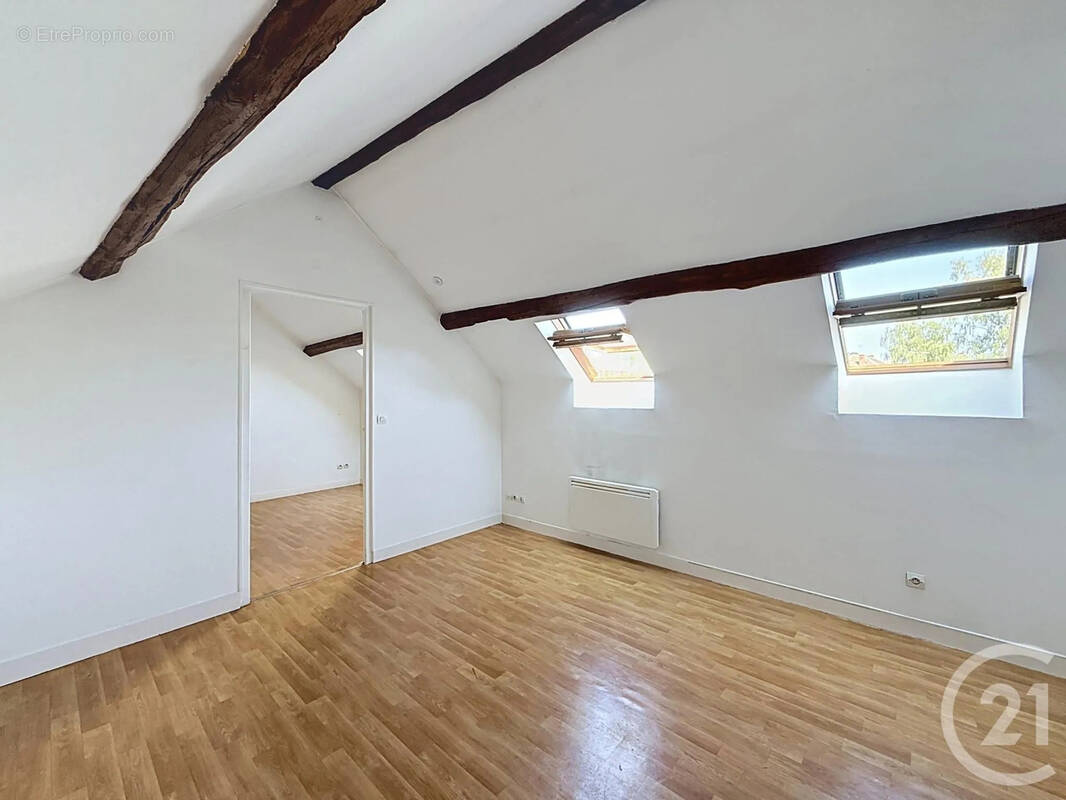 Appartement à FONTAINEBLEAU