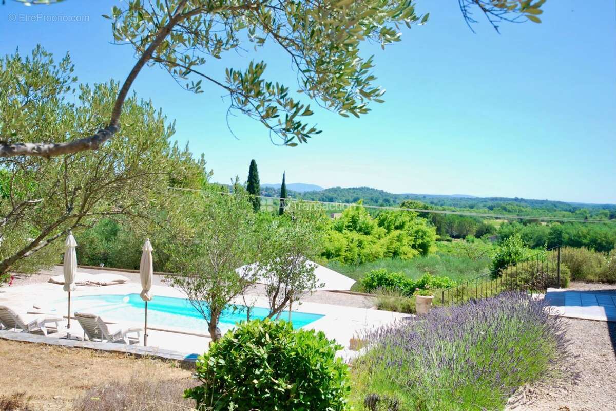 Maison 165 m² à Tornac  - photo 3