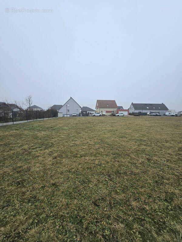 Terrain à RUSTENHART