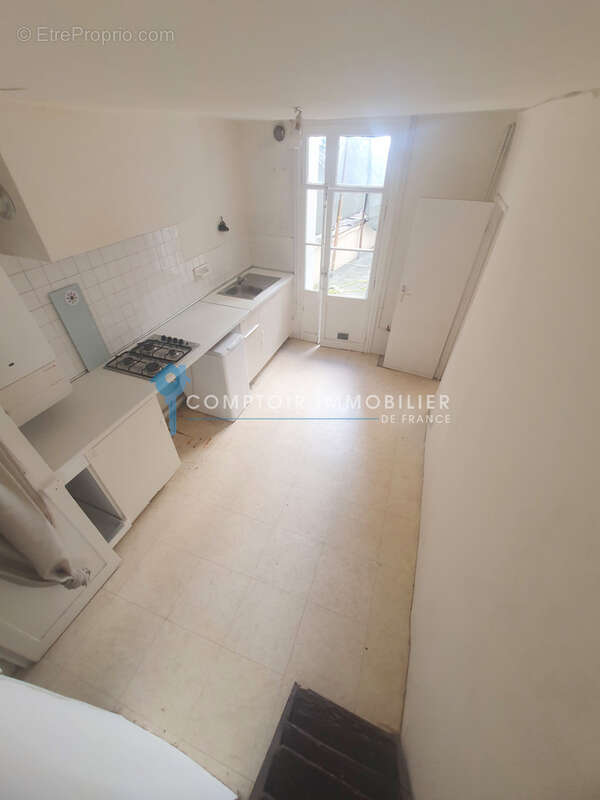 Dépt Hérault (34), à vendre sur Montpellier appartement FF4 de 85m2 - Terrasse de 29m2 - Grande hauteur - photo 4