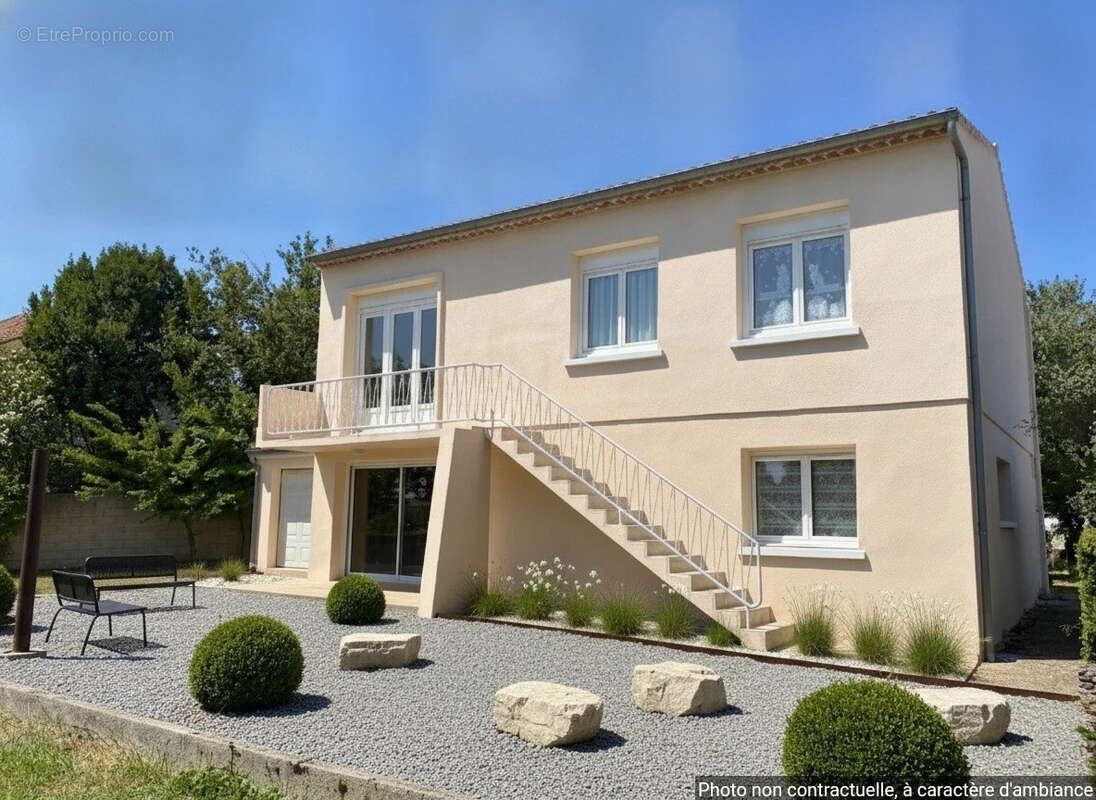 MAISON RÉNOVÉE avec jardin et garage, dans le quartier des Vauzelles à Cognac - photo 21