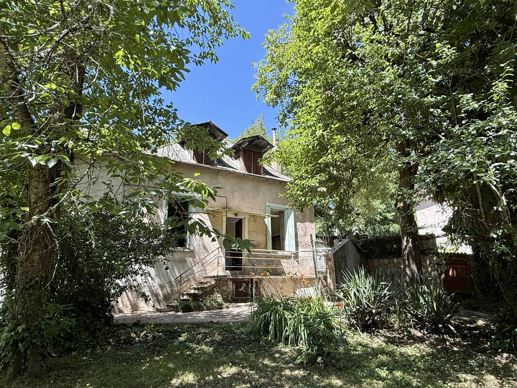 Maison à LAGUEPIE