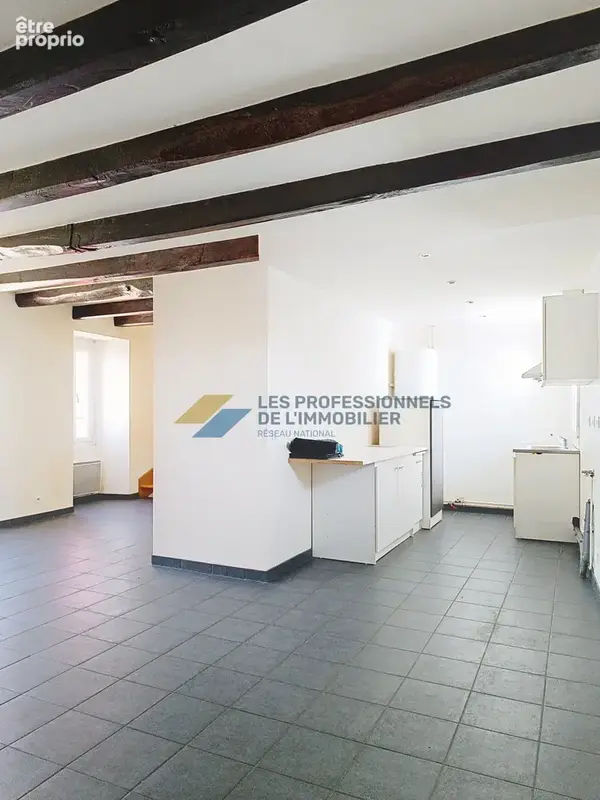 Vente d'un immeuble de rapport situé au centre bourg de Nivillac. - photo 2