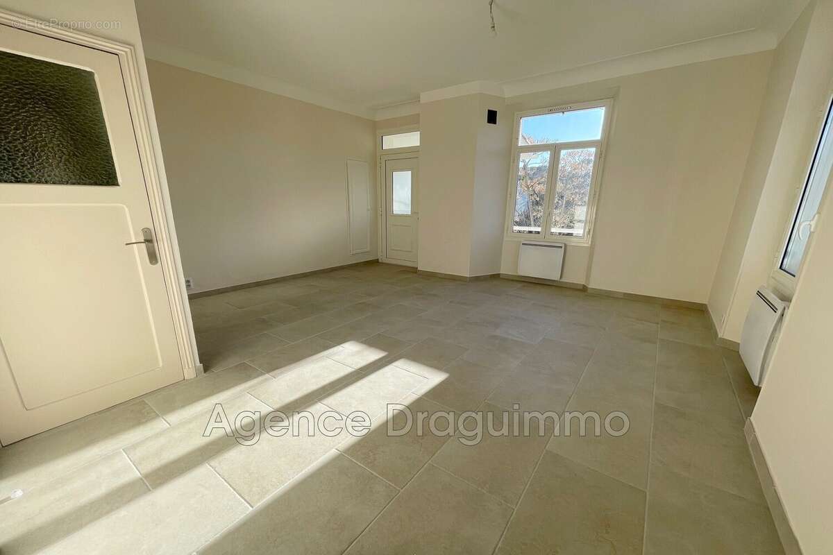 Maison à DRAGUIGNAN