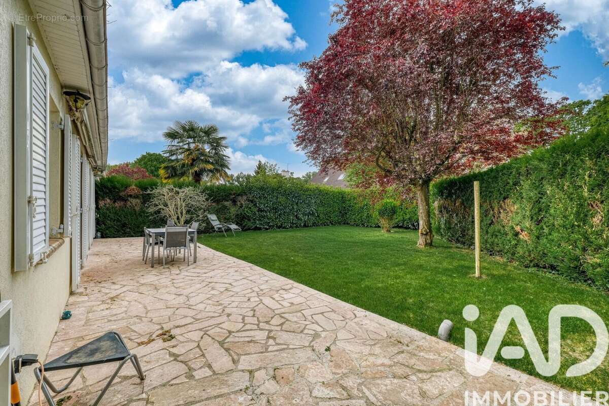 Maison 130 m² à Gressy  - photo 9