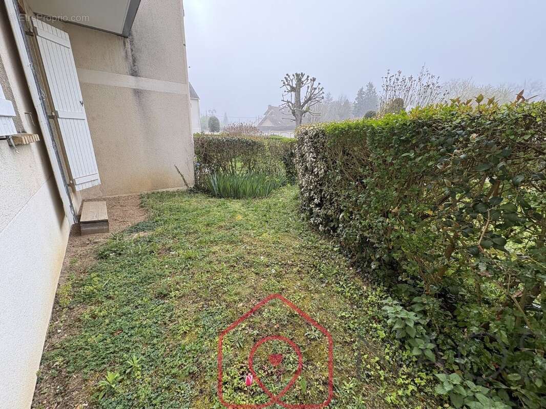 Appartement à SAINT-PIERRE-LES-NEMOURS