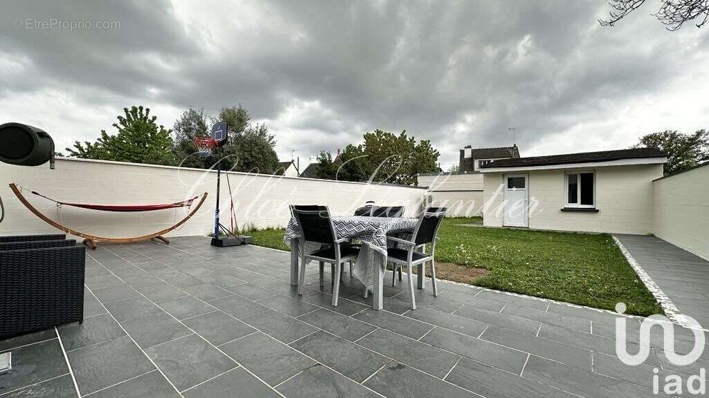 Photo 3 - Maison à PONTAULT-COMBAULT