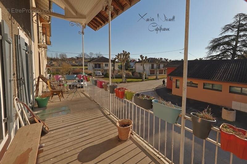 Maison à MONTREVEL-EN-BRESSE