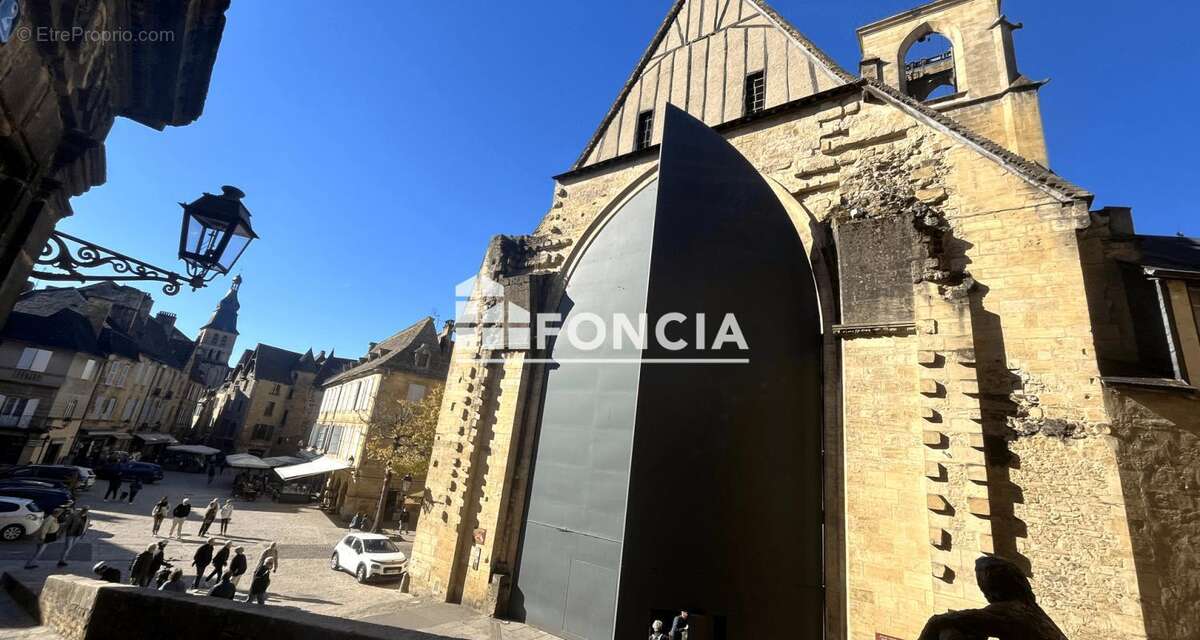 Appartement à SARLAT-LA-CANEDA